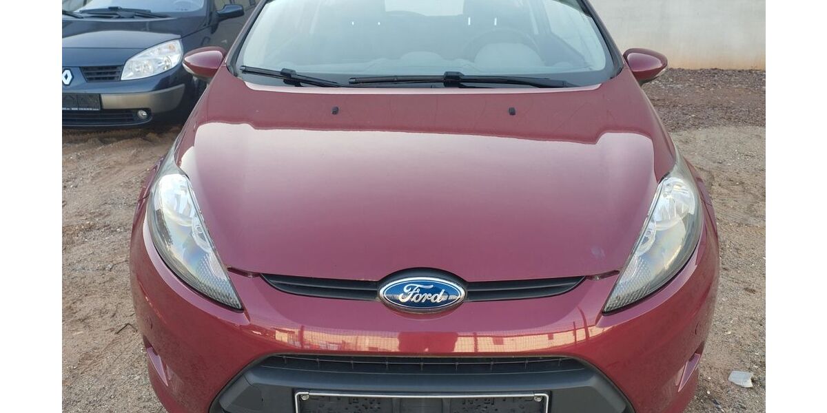 Ford Fiesta 95.000 km 1.999 &euro; Trier 54294