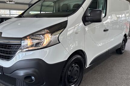 Renault Trafic 47.053 km 19.980 &euro; Troisdorf 53842