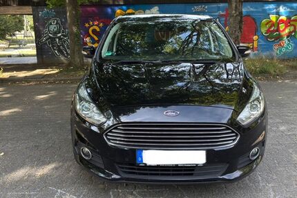 Ford S-Max 125.600 km 9.400 &euro; Wiesbaden 65205