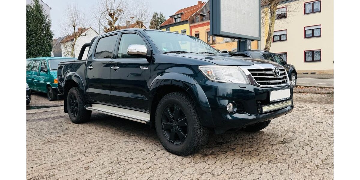 Toyota Hilux 114.000 km 27.200 &euro; Saarbrücken 66115