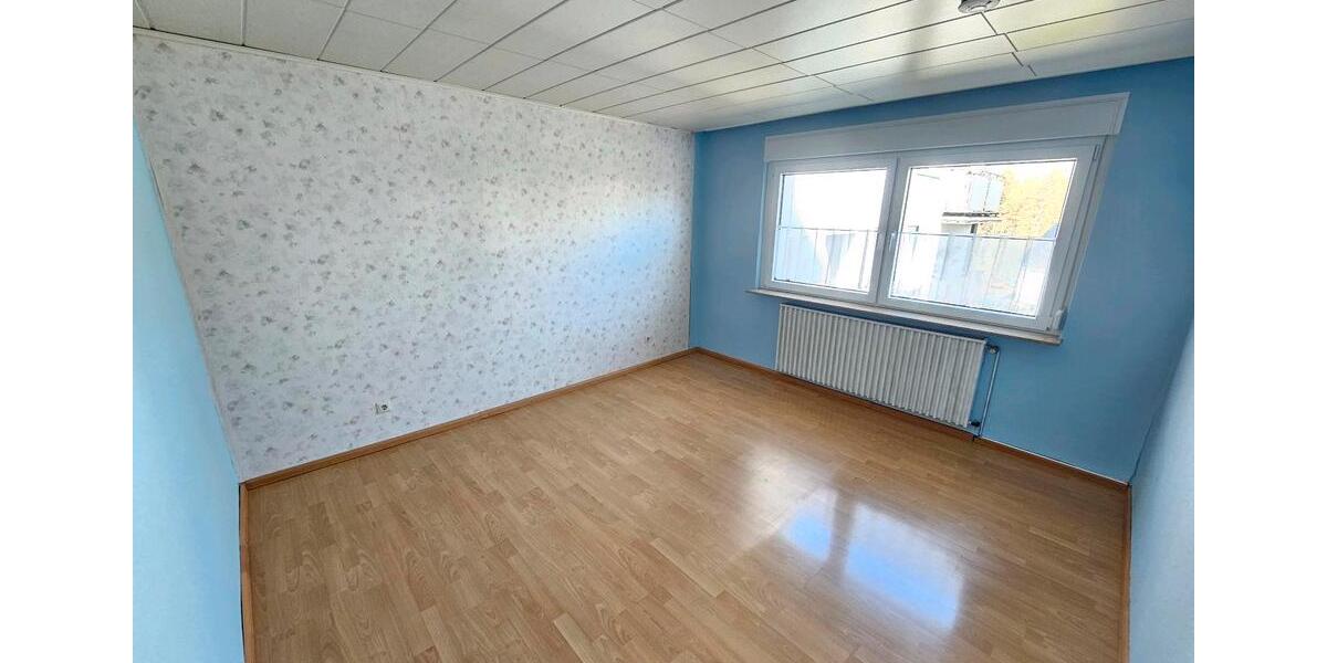 Etagenwohnung Bergneustadt - 3 Zimmer, 77 m&sup2;, 700&euro; | Angebot:26351650