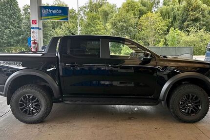 Ford Raptor 15.420 km 62.450 &euro; Pfaffenhofen 85276