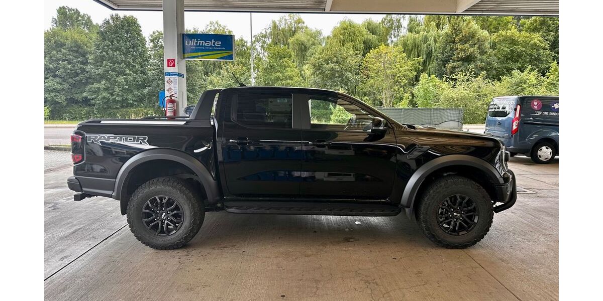 Ford Raptor 15.420 km 62.450 &euro; Pfaffenhofen 85276