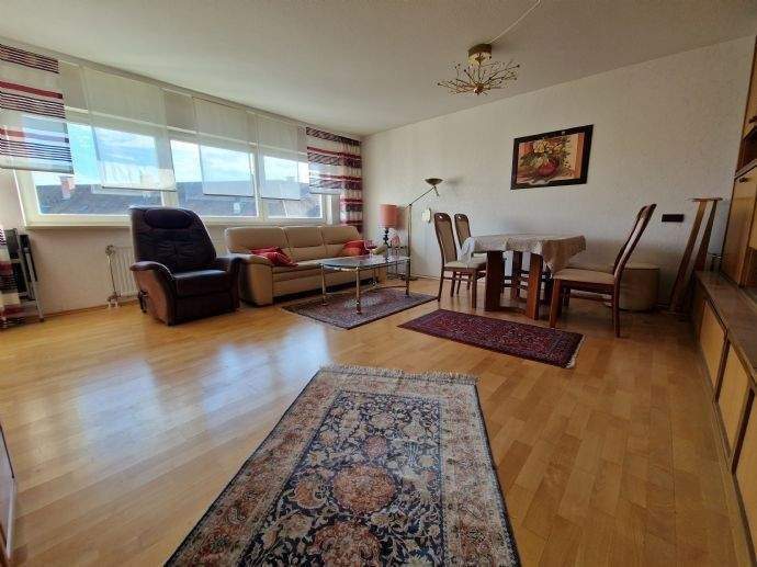 Etagenwohnung Nürnberg Steinbühl - 2 Zimmer, 73 m&sup2;, 730&euro; | Angebot:25601081