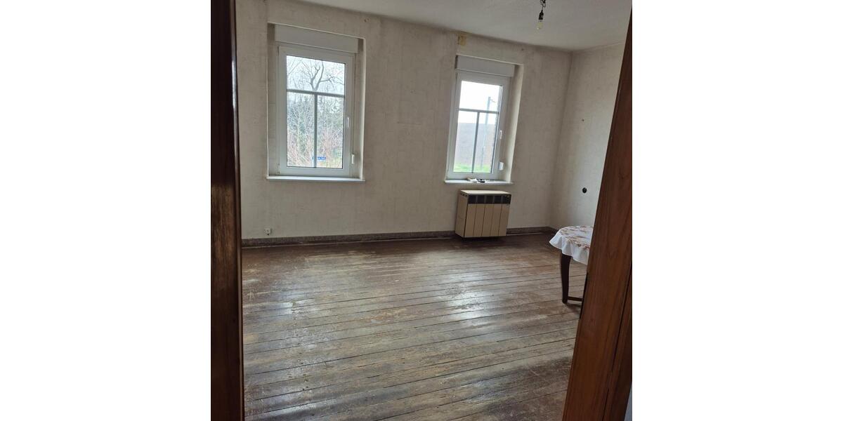Einfamilienhaus Querfurt - 5 Zimmer, 160 m&sup2;, 91.000&euro; | Angebot:27073191