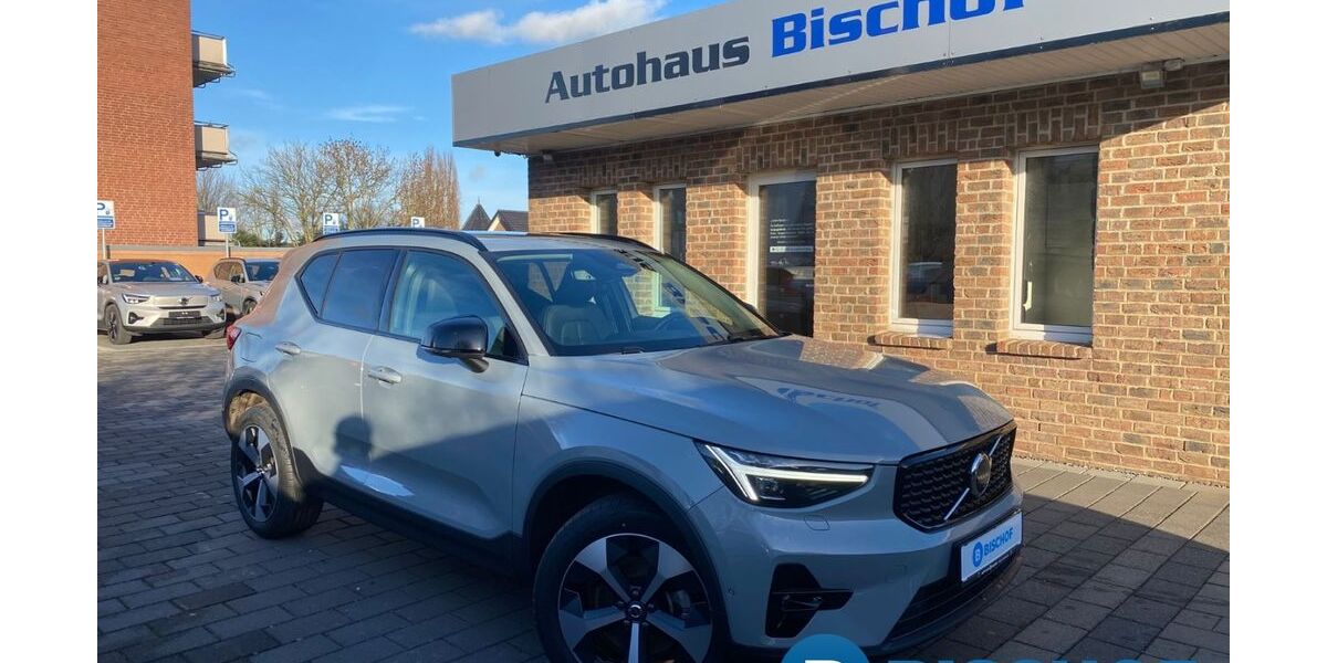 Volvo XC40 26.926 km 34.990 &euro; Übach-Palenberg 52531