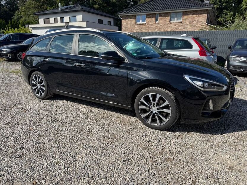 i30