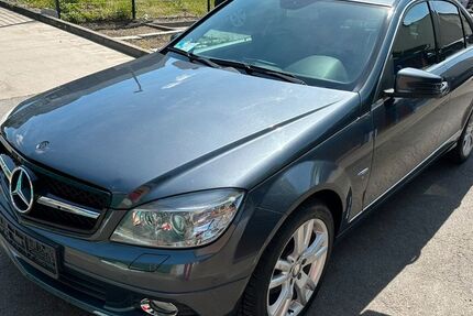 Mercedes-Benz C 250 147.200 km 7.450 &euro; Berlin 12347