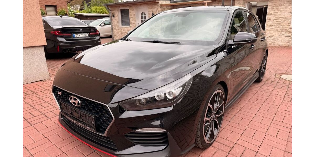 Hyundai i30 100.000 km 18.200 &euro; Berlin 12355
