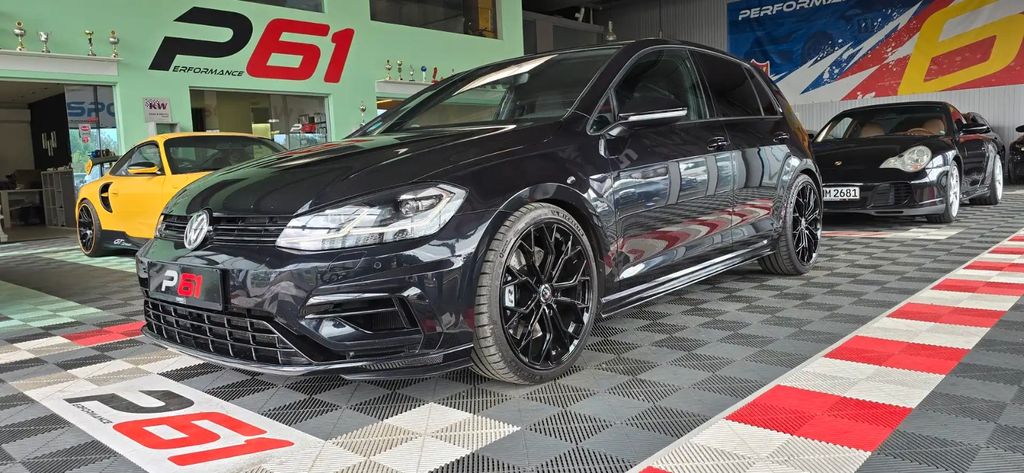 VW Golf 98.000 km 26.499 &euro; Ochsenhausen 88416