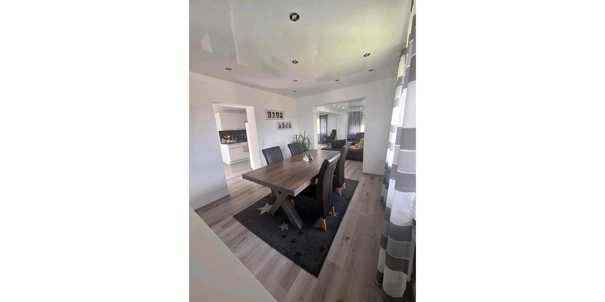 Einfamilienhaus Kronach - 6 Zimmer, 185 m&sup2;, 410.000&euro; | Angebot:26780175