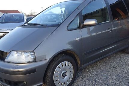 Seat Alhambra 320.745 km 2.200 &euro; Dresden 01219