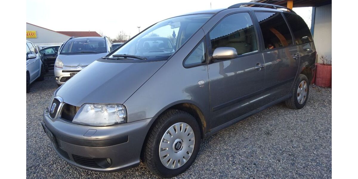 Seat Alhambra 320.745 km 2.200 &euro; Dresden 01219