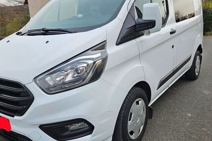 Ford Tourneo Custom 72.000 km 22.950 € Baunach 96148