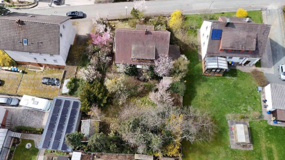 Einfamilienhaus Forchheim - 7 Zimmer, 135 m&sup2;, 394.000&euro; | Angebot:26190019