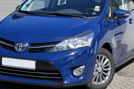 Toyota Verso 138.051 km 8.999 &euro; Moorenweis 82272