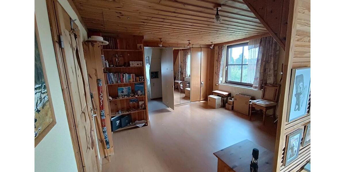 Einfamilienhaus Osterode am Harz - 7 Zimmer, 135 m&sup2;, 270.000&euro; | Angebot:27126849