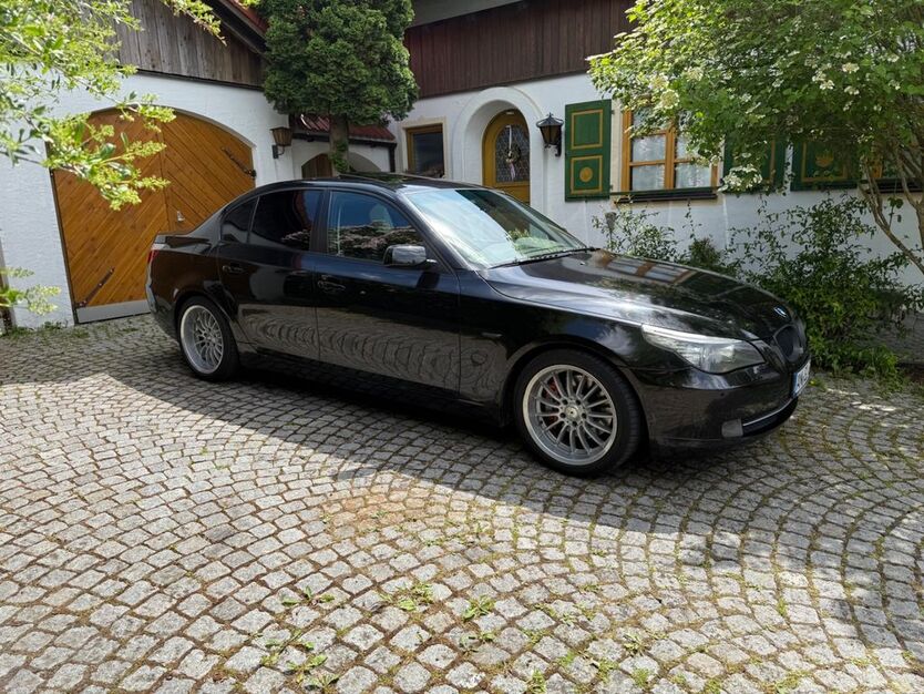 BMW 530 205.000 km 6.990 € Röckingen 91740