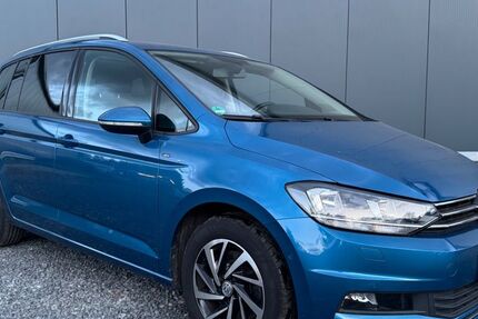 VW Touran 71.400 km 19.290 &euro; Braunschweig 38110