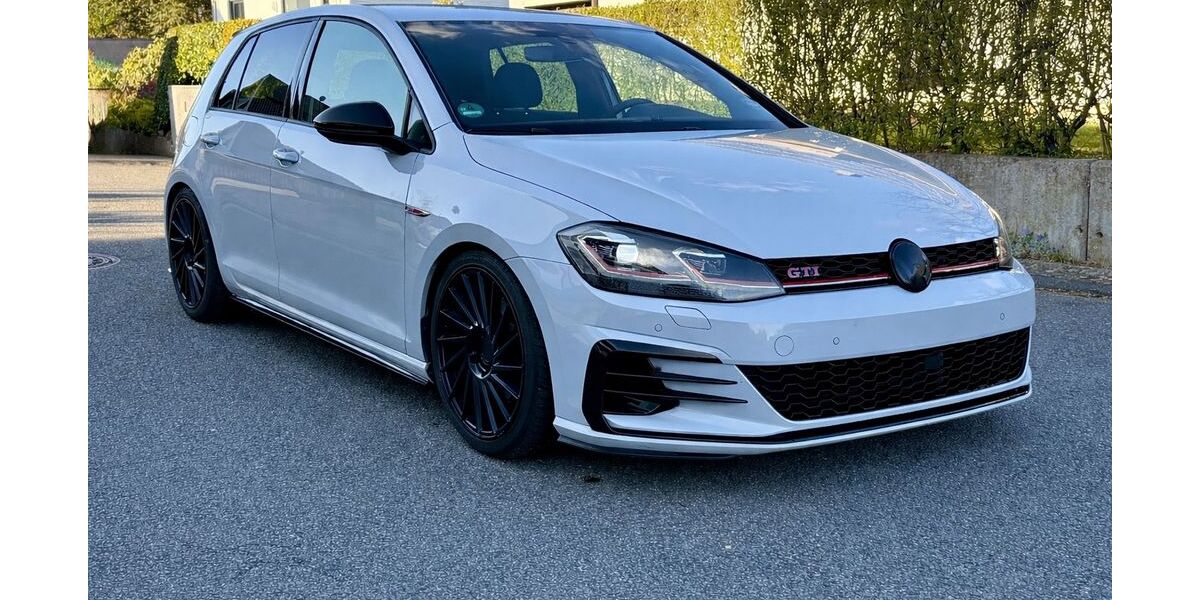 VW Golf 87.000 km 21.099 &euro; Overath 51491