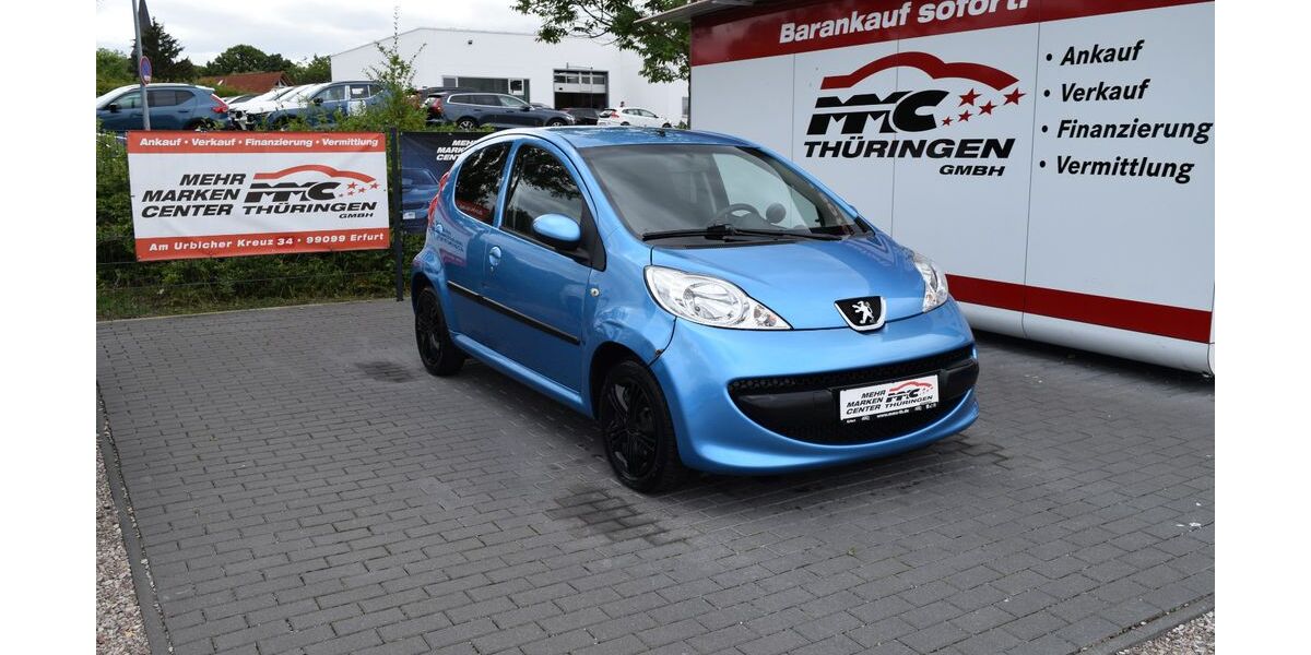 Peugeot 107 192.000 km 999 € Erfurt 99099