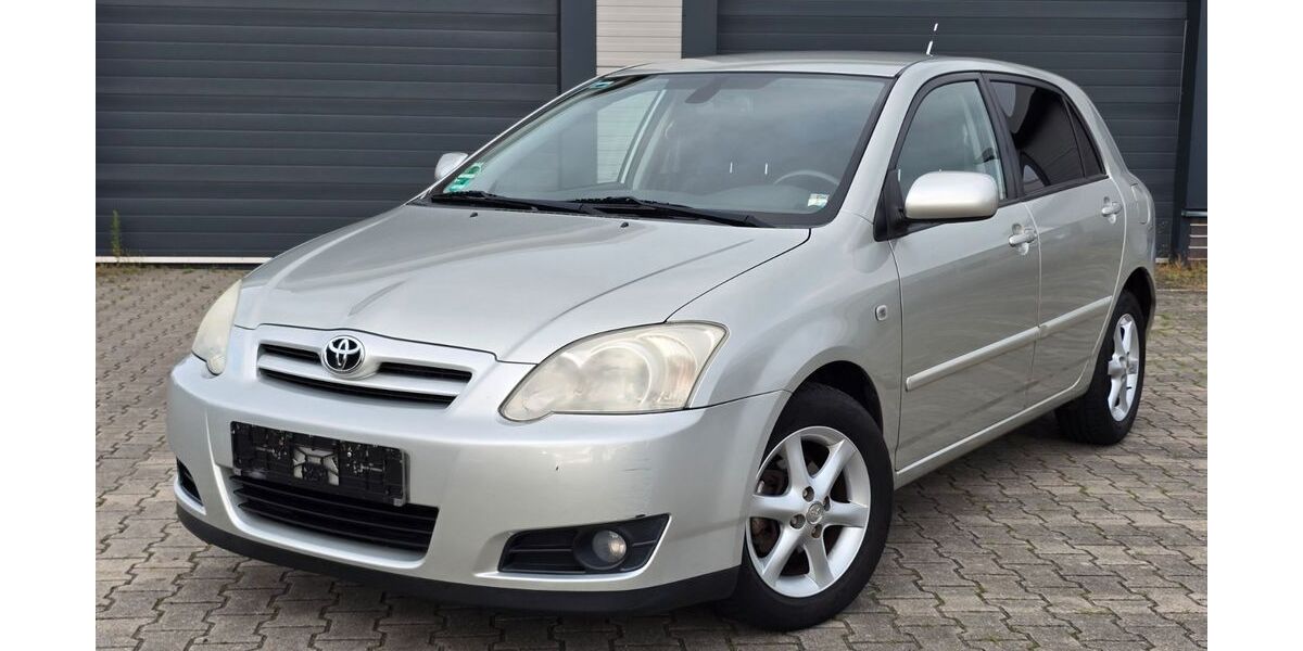 Toyota Corolla 102.000 km 2.950 &euro; Surwold 26903