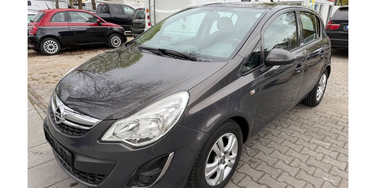 Opel Corsa 144.000 km 2.700 &euro; München Trudering-Riem 81825