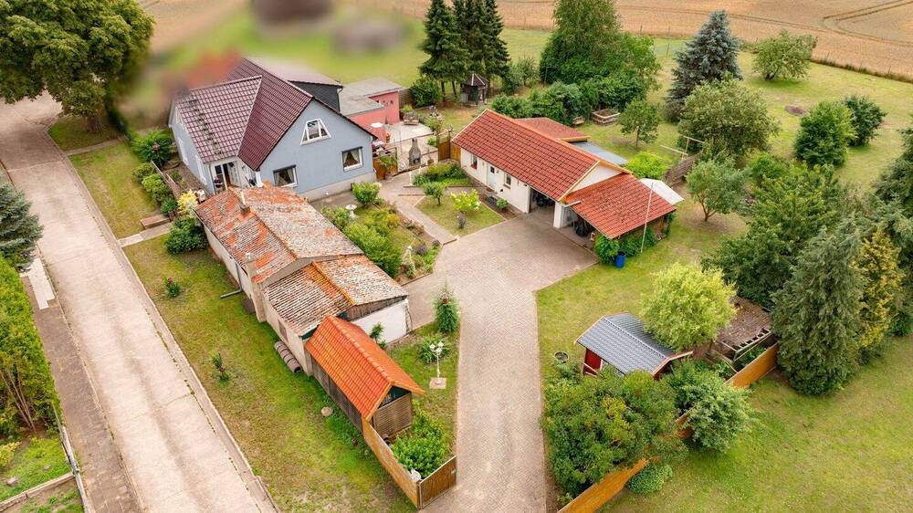 Einfamilienhaus Lalendorf OT Nienhagen Nienhagen - 8 Zimmer, 178 m&sup2;, 258.000&euro; | Angebot:25769614