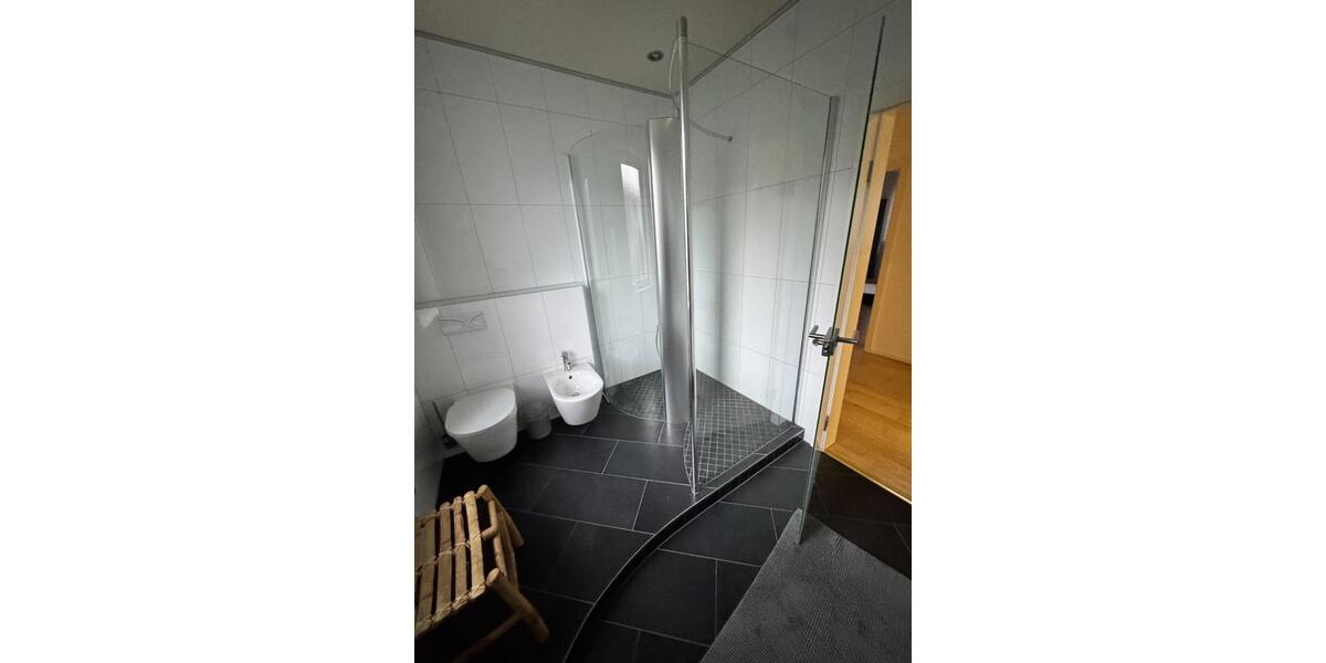 Doppelhaushälfte Hamm - 5 Zimmer, 140 m&sup2;, 1.400&euro; | Angebot:24951742