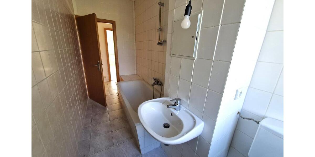 Etagenwohnung Osterwieck - 3 Zimmer, 65 m&sup2;, 299&euro; | Angebot:26082997