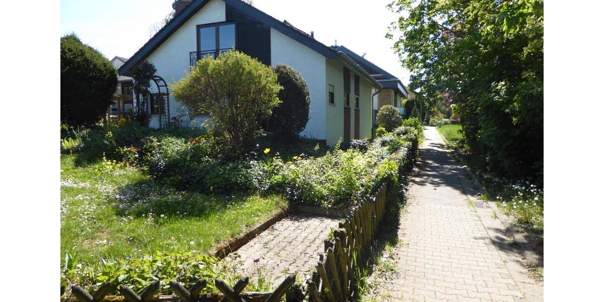 Einfamilienhaus Alzey - 7 Zimmer, 220 m&sup2;, 598.000&euro; | Angebot:26312472