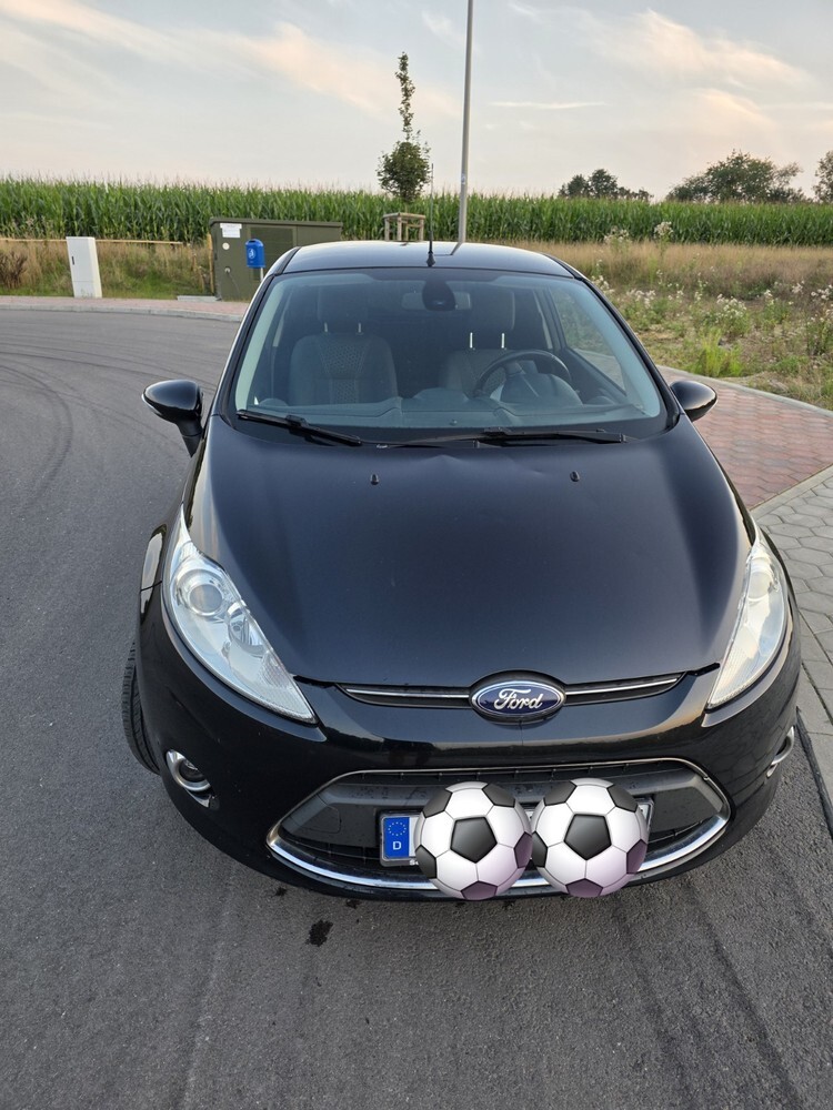 Ford Fiesta 207.714 km 2.200 € Trittau 22946