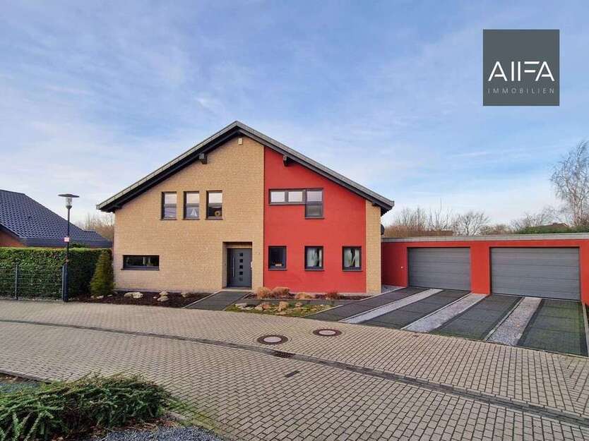 Haus zum Mieten in Geilenkirchen Niederheid 2.790 € 194 m²