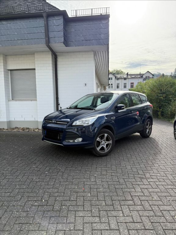 Ford Kuga 146.000 km 10.450 € Schwall 56281