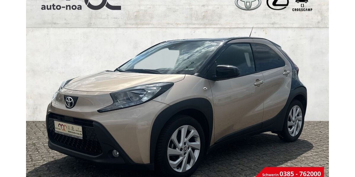 Toyota Aygo (X) 13.285 km 15.490 &euro; Schwerin 19057