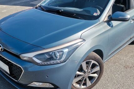 Hyundai i20 76.500 km 11.399 &euro; Fürth 90762