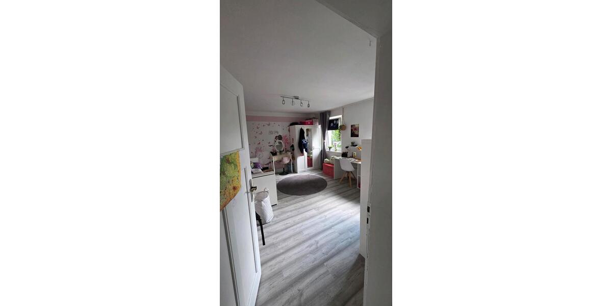 Doppelhaushälfte Northeim - 6 Zimmer, 160 m&sup2;, 240.000&euro; | Angebot:27126836