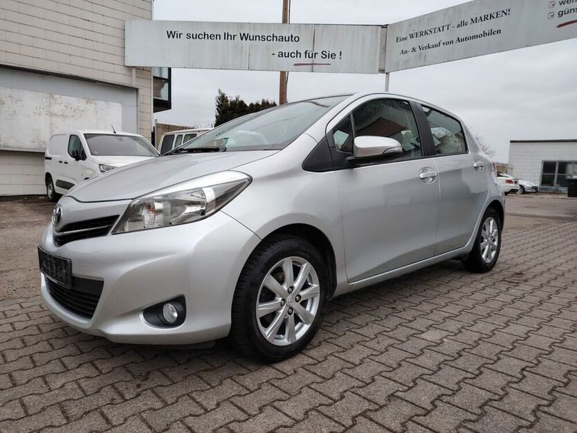 Yaris