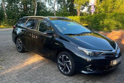 Toyota Auris Touring Sports 89.000 km 13.900 &euro; Lüneburg 21337