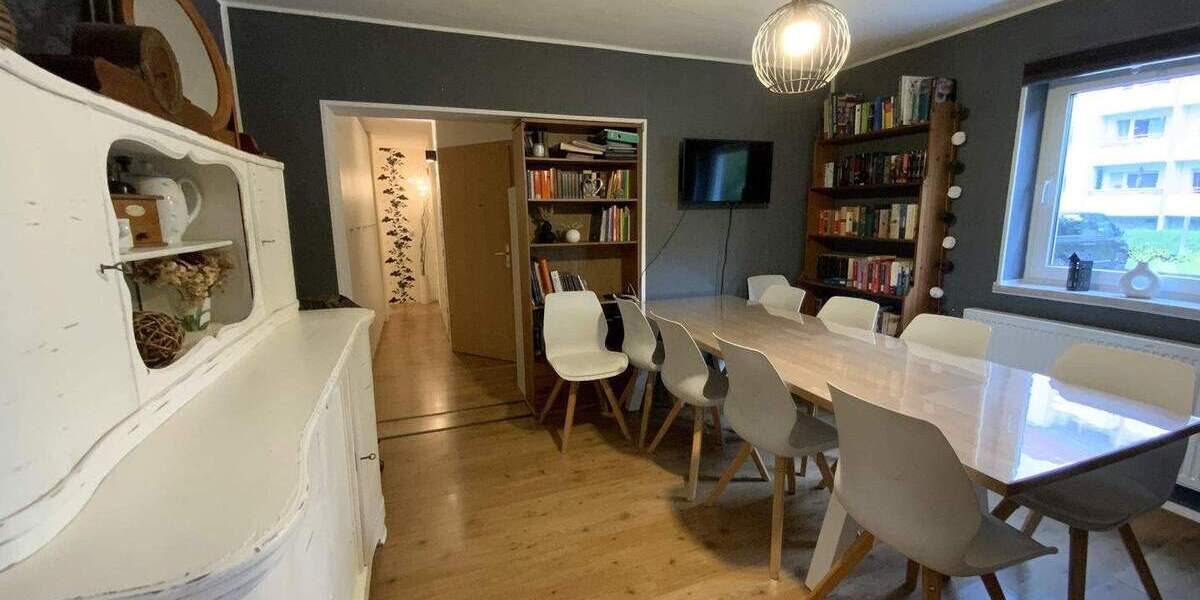 Etagenwohnung Sömmerda - 5 Zimmer, 134 m&sup2;, 210.000&euro; | Angebot:25211201