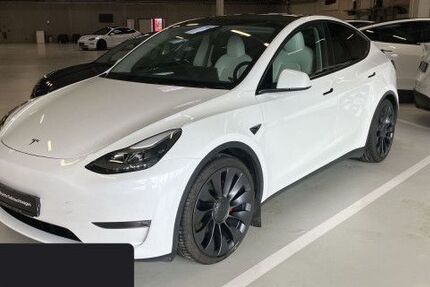 Tesla Model Y 29.549 km 44.900 &euro; Hanau 63457