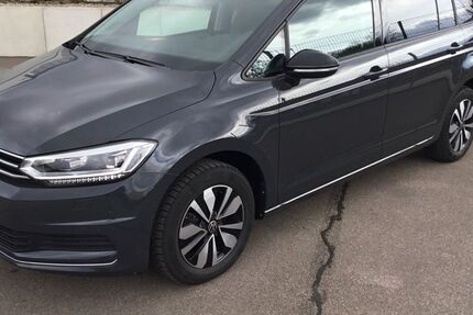 VW Touran 6.960 km 34.990 &euro; Wemding 86650