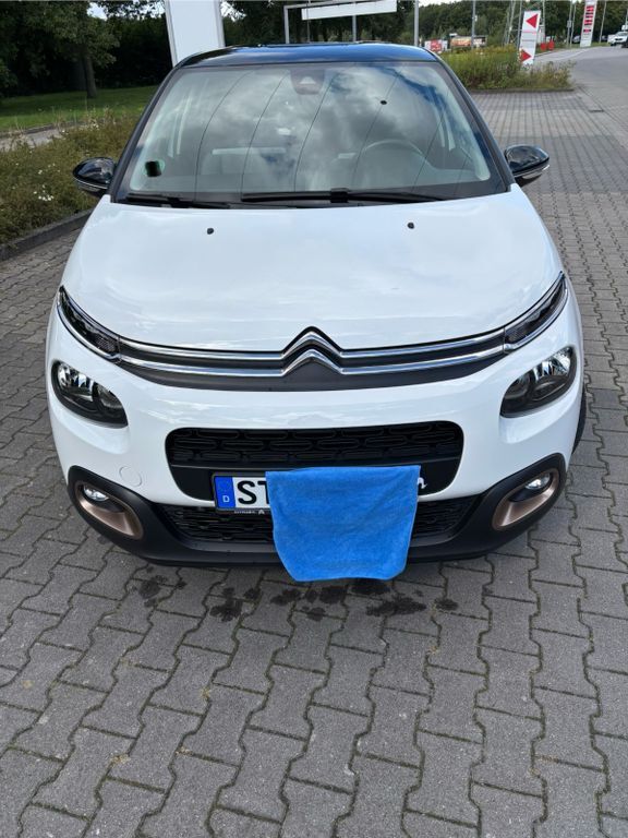 C3