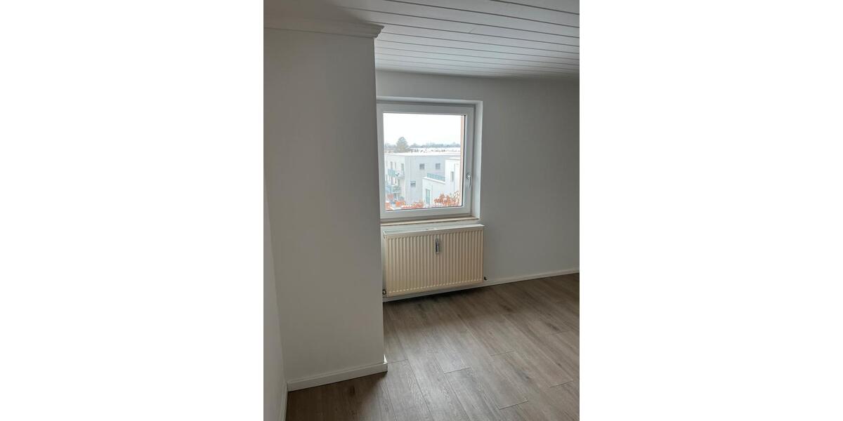 Dachgeschoßwohnung Ingolstadt Münchener Straße - 3 Zimmer, 57 m&sup2;, 770&euro; | Angebot:26312150