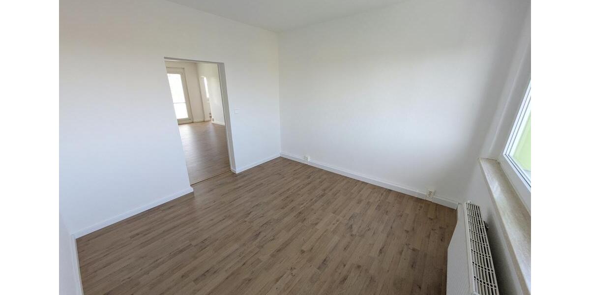 Etagenwohnung Eibenstock - 4 Zimmer, 80 m&sup2;, 419&euro; | Angebot:26404410
