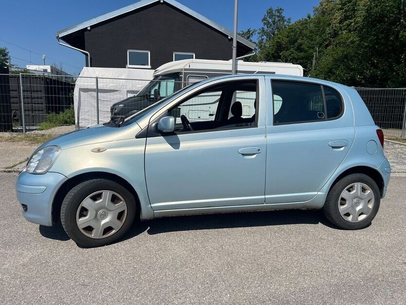 Yaris