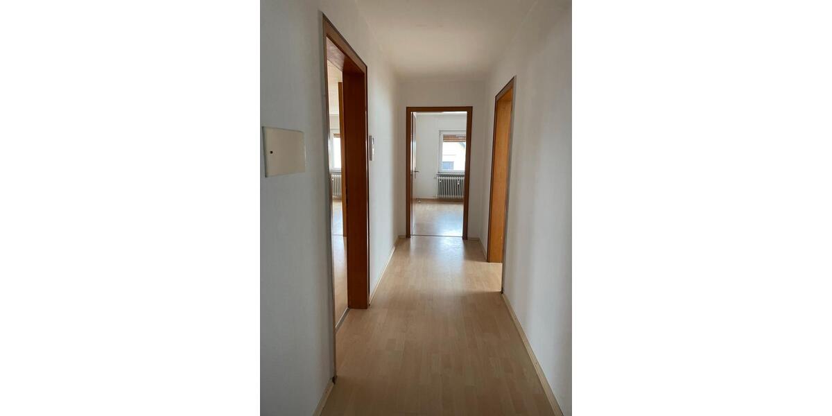 4-Zimmer Wohnung in Naunheim 4 zimmer