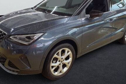 Seat Arona 20.500 km 26.180 &euro; Würzburg 97076