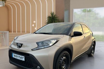 Toyota Aygo (X) 22.000 km 14.490 &euro; Bremen 28357