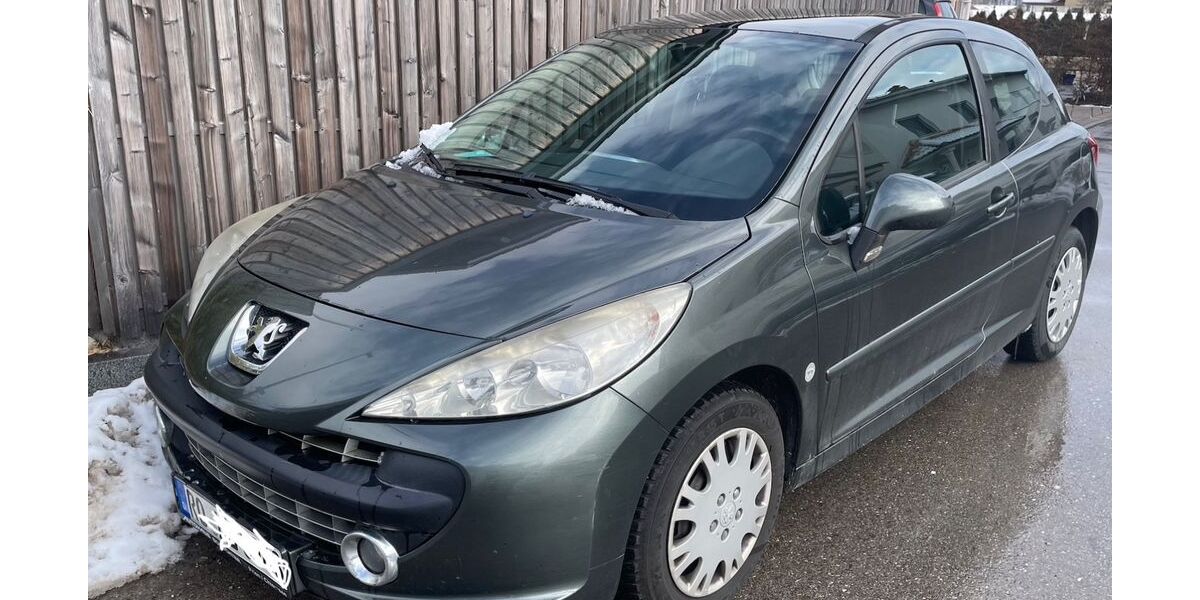Peugeot 207 179.500 km 2.500 &euro; Prien 83209
